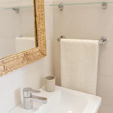 Belvedere Con Piscina - Soggiorni Le Grotte Camerano