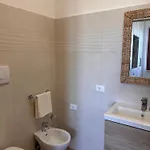 Belvedere Con Piscina - Soggiorni Le Grotte Pansiyon