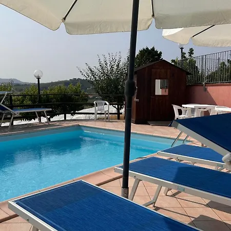 Belvedere Con Piscina - Le Grotte And Camerano